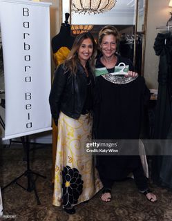 Edie Falco feet photo thumbnail