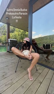 Edita Aradinović feet photo 2