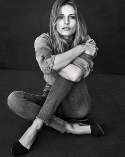 Edita Vilkeviciute feet photo 20