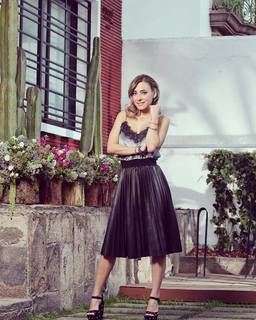 Edna Monroy feet photo 11