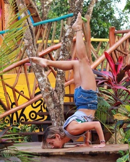 Edna Monroy feet photo 4
