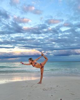 Edna Monroy feet photo 10