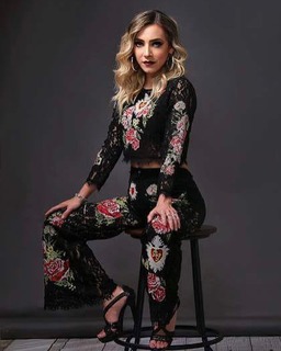 Edna Monroy feet photo 9