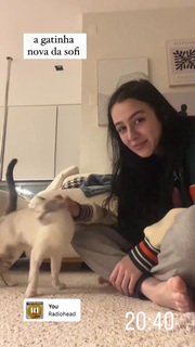 Eduarda Hippier feet photo thumbnail