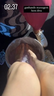 Eduarda Hippier feet photo thumbnail