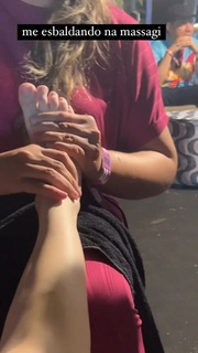 Eduarda Hippier feet photo thumbnail