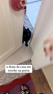 Eduarda Hippier feet photo thumbnail