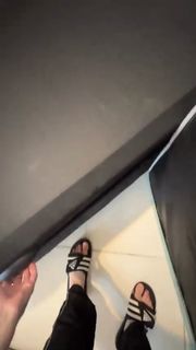 Eduarda Hippier feet photo thumbnail