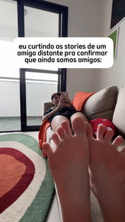 Eduarda Hippier feet photo thumbnail