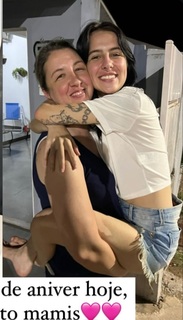 Eduarda Hippier feet photo thumbnail