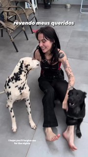 Eduarda Hippier feet photo thumbnail