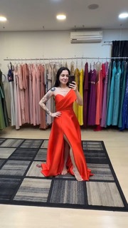 Eduarda Hippier feet photo thumbnail