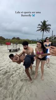 Eduarda Hippier feet photo thumbnail