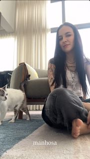 Eduarda Hippier feet photo thumbnail