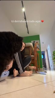 Eduarda Hippier feet photo thumbnail