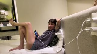 Eduarda Hippier feet photo thumbnail