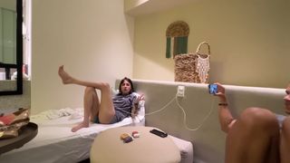 Eduarda Hippier feet photo thumbnail