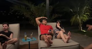 Eduarda Hippier feet photo thumbnail