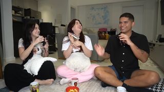 Eduarda Hippier feet photo thumbnail