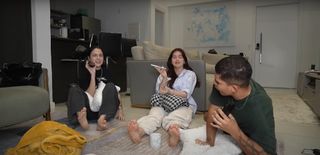 Eduarda Hippier feet photo thumbnail