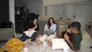 Eduarda Hippier feet photo thumbnail