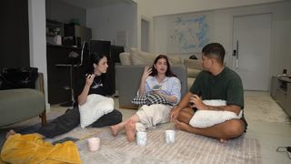 Eduarda Hippier feet photo thumbnail