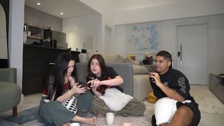 Eduarda Hippier feet photo thumbnail