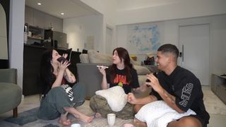 Eduarda Hippier feet photo thumbnail