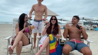 Eduarda Hippier feet photo thumbnail