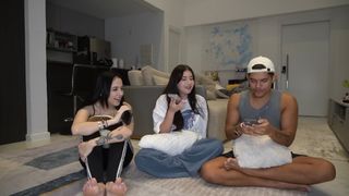 Eduarda Hippier feet photo thumbnail