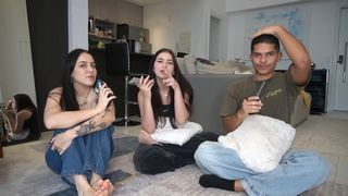 Eduarda Hippier feet photo thumbnail