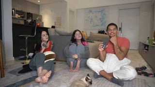 Eduarda Hippier feet photo thumbnail