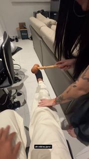 Eduarda Hippier feet photo thumbnail