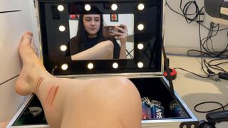 Eduarda Hippier feet photo thumbnail