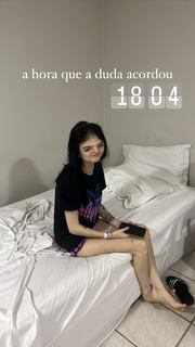 Eduarda Hippler feet photo 2