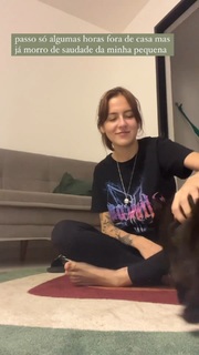 Eduarda Hippler feet photo 2