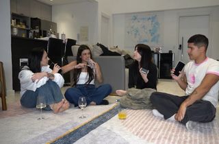 Eduarda Hippler feet photo 8