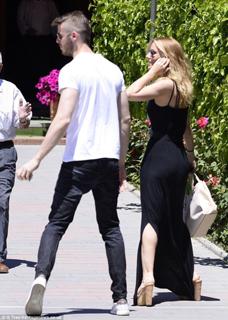 Edurne feet photo thumbnail