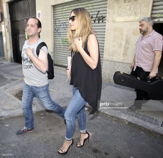 Edurne feet photo thumbnail