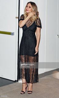 Edurne feet photo thumbnail