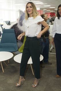 Edurne feet photo thumbnail