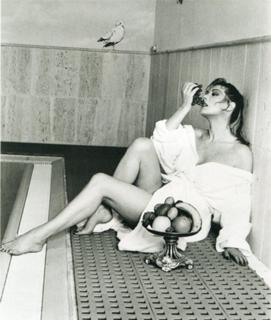Edwige Fenech feet photo 13