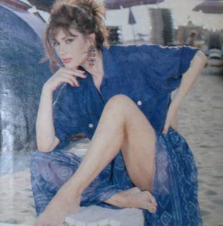 Edwige Fenech feet photo 3