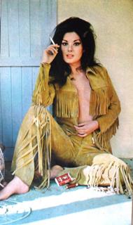 Edwige Fenech feet photo 6