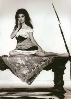 Edwige Fenech feet photo 19