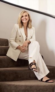 Edwina Bartholomew feet photo 14