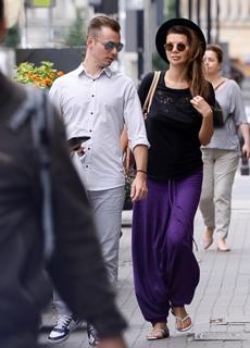 Edyta Górniak feet photo thumbnail