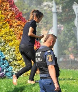 Edyta Górniak feet photo thumbnail