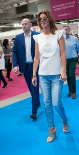 Edyta Górniak feet photo thumbnail