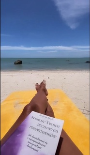 Edyta Górniak feet photo thumbnail